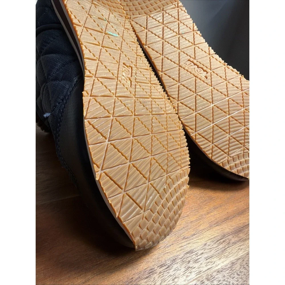 Teva Women Ember Mid Quilted Slippers Winter Hiking Boots Blue 1106209 Size 6